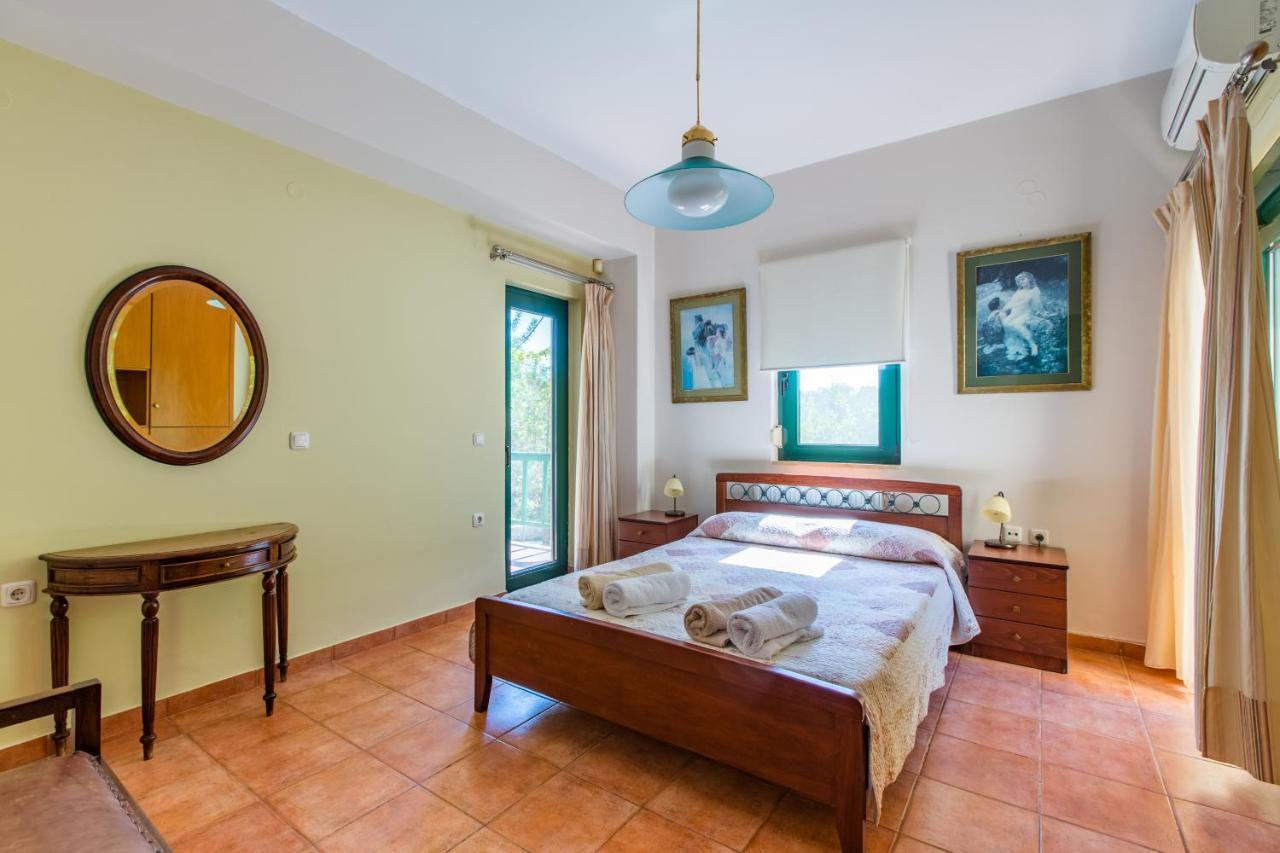 Ellie Villa Tersanas Ngoại thất bức ảnh